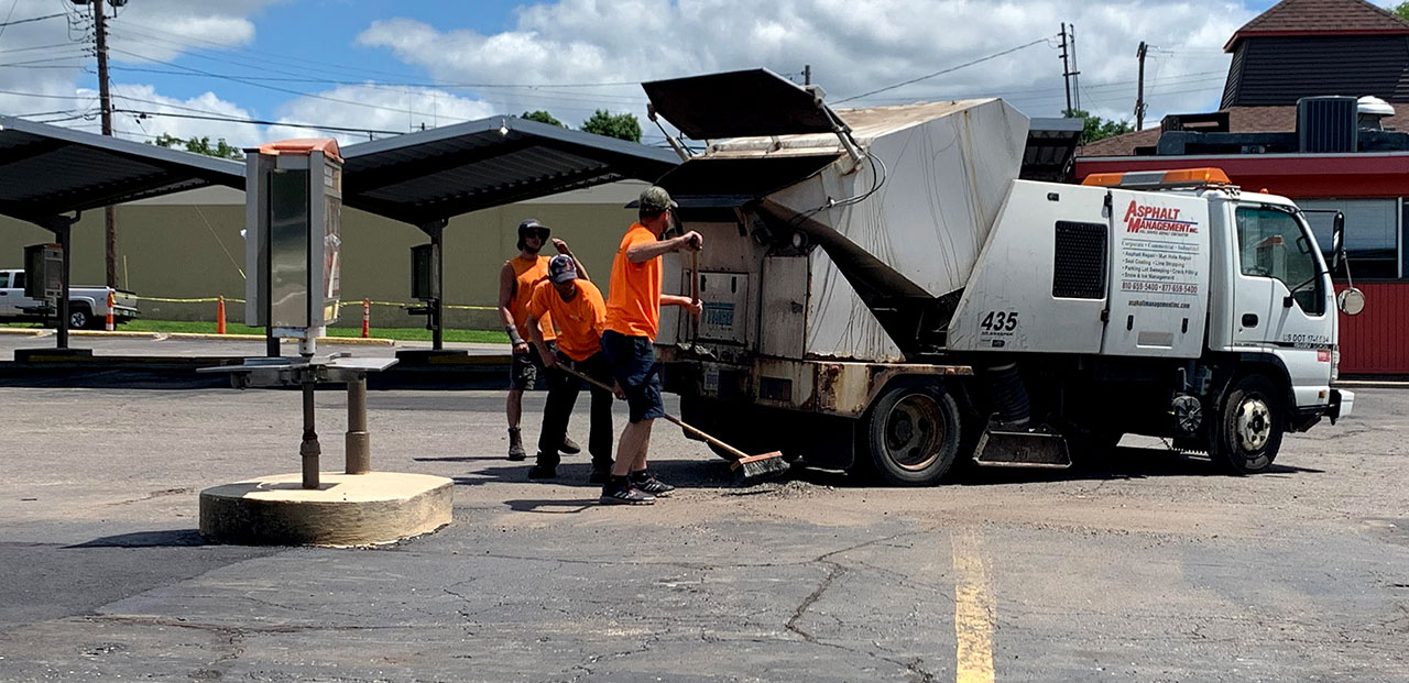 Parking-Lot-Sweepers