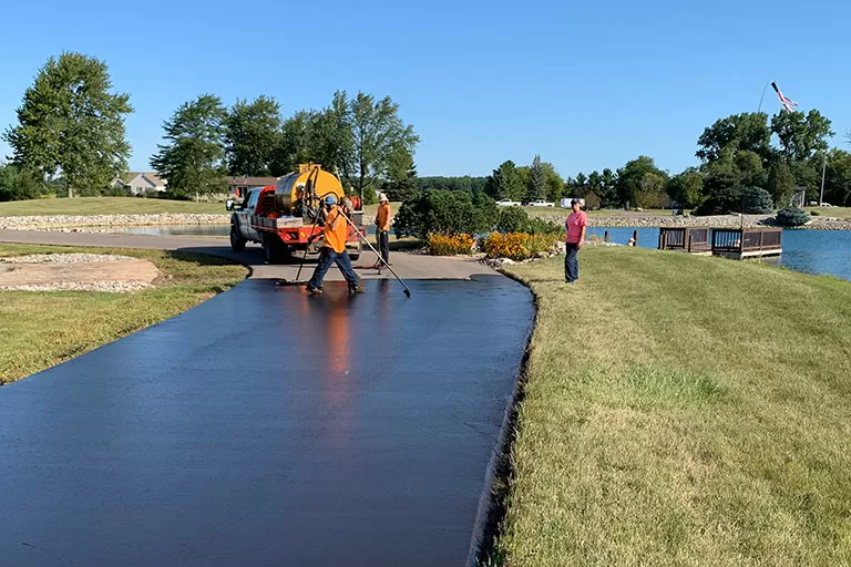 Asphalt Sealcoating Contractor In Clio